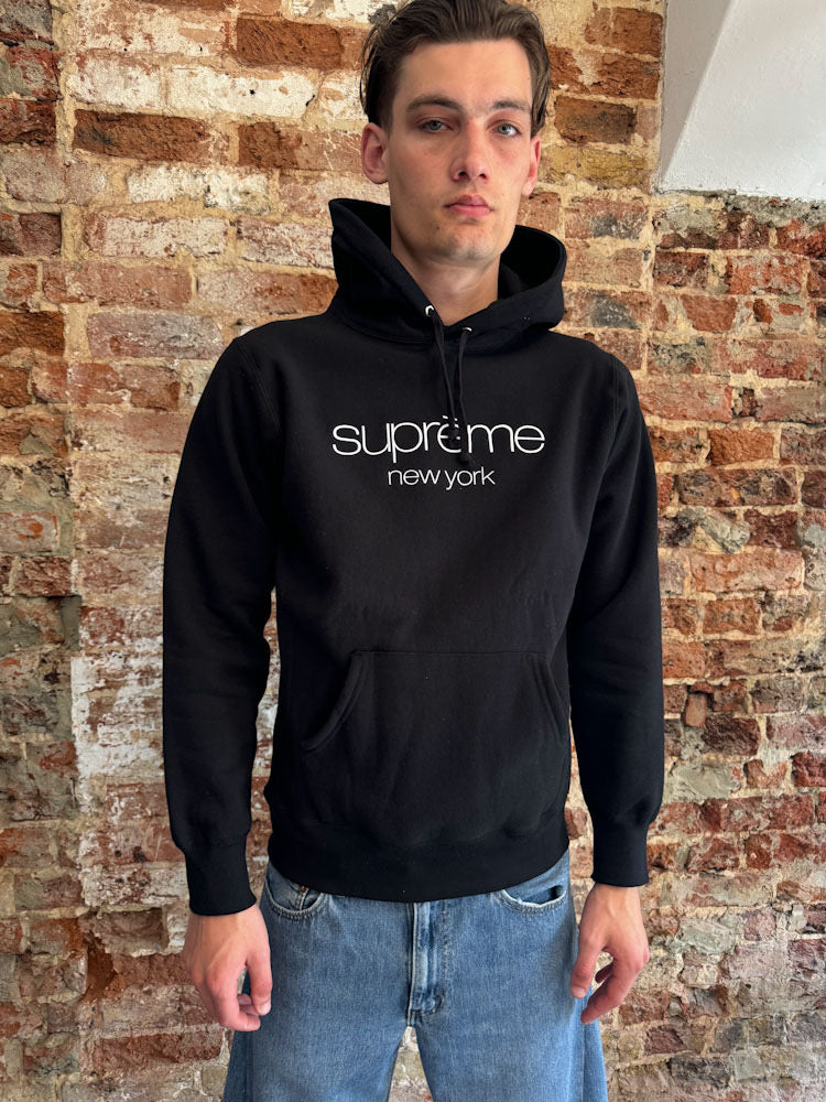 Supreme black New York logo Hoodie.