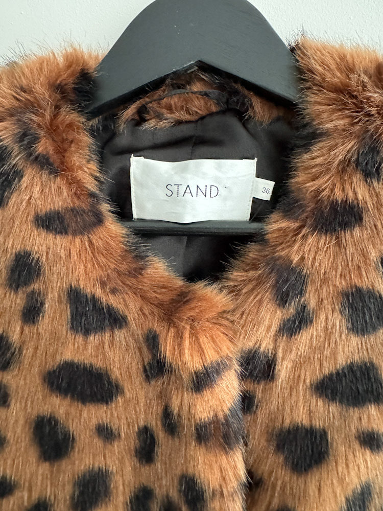 Stand Brown Leopard Collarless Cropped Fur Jacket.