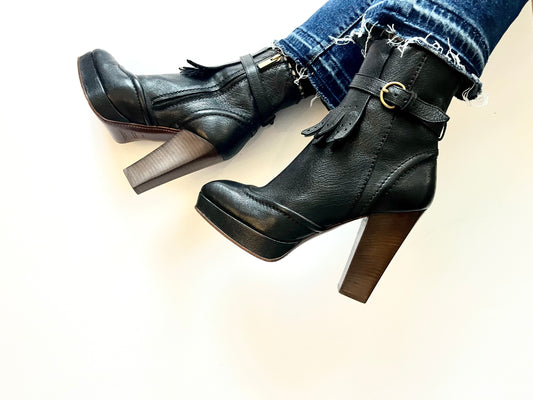 Yves Saint Laurent Vintage Brogue Style Platform Black Ankle Boot