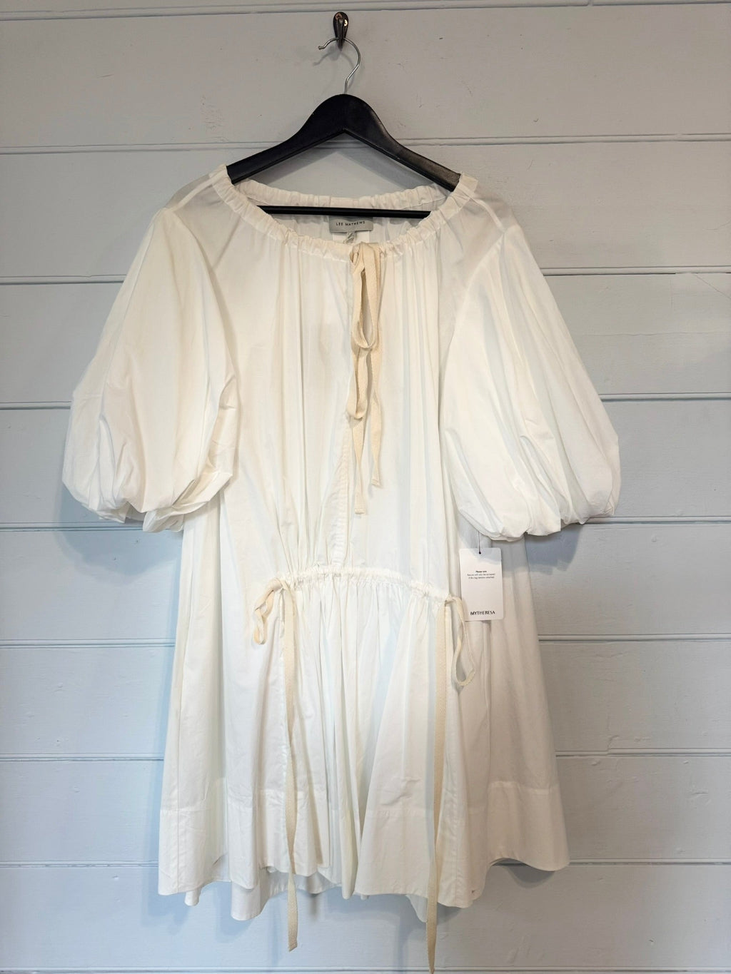 Lee Matthews White Cotten Voluminous Sleeve A Line Dress
