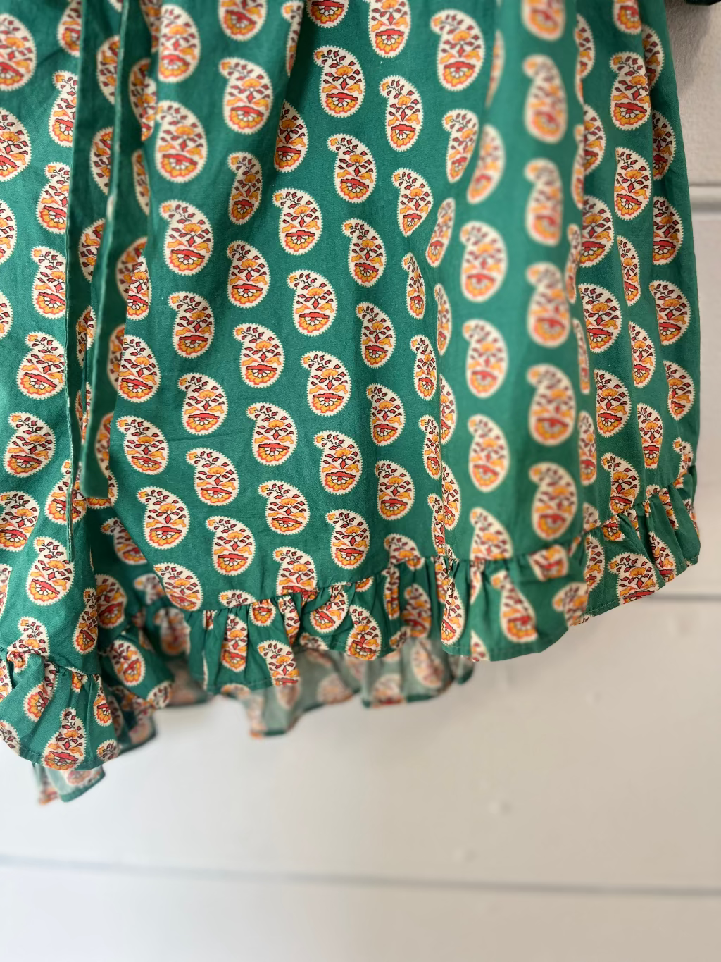 Doen green paisley cotton shirred shorts