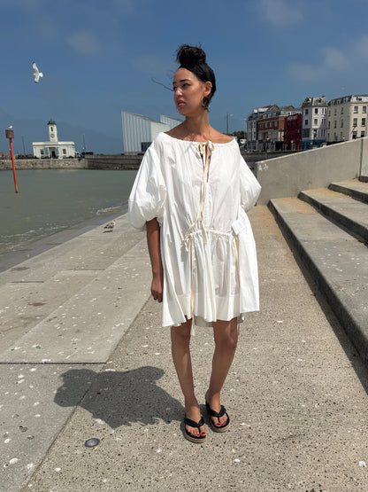 Lee Matthews White Cotten Voluminous Sleeve A Line Dress
