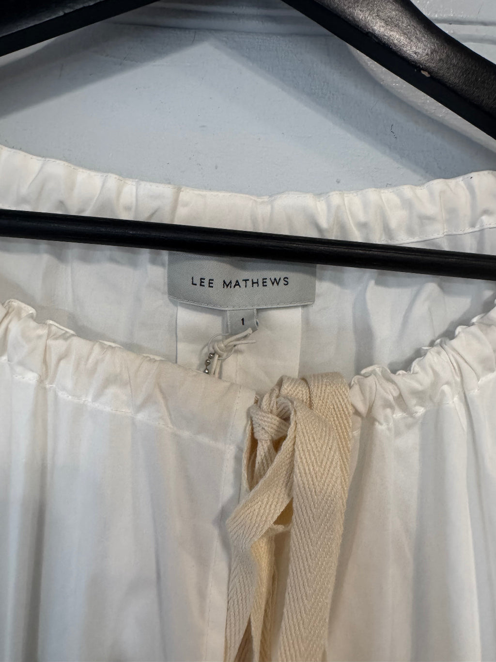 Lee Matthews White Cotten Voluminous Sleeve A Line Dress