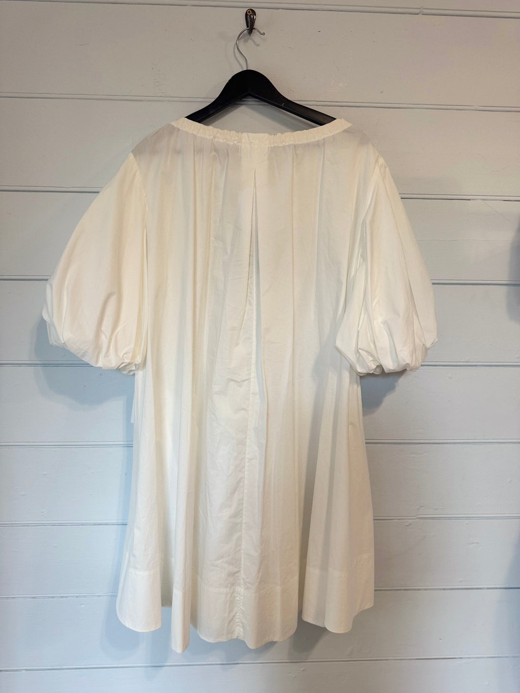 Lee Matthews White Cotten Voluminous Sleeve A Line Dress