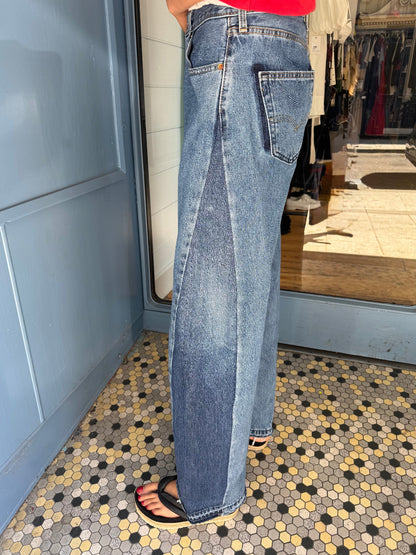 Angel Mid Wash Barrel Jean