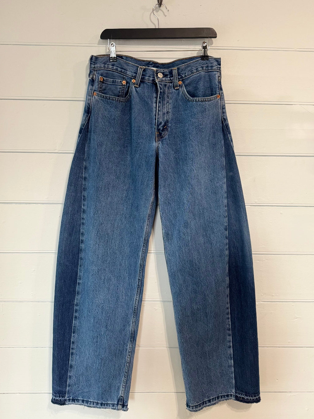 Angel Mid Wash Barrel Jean