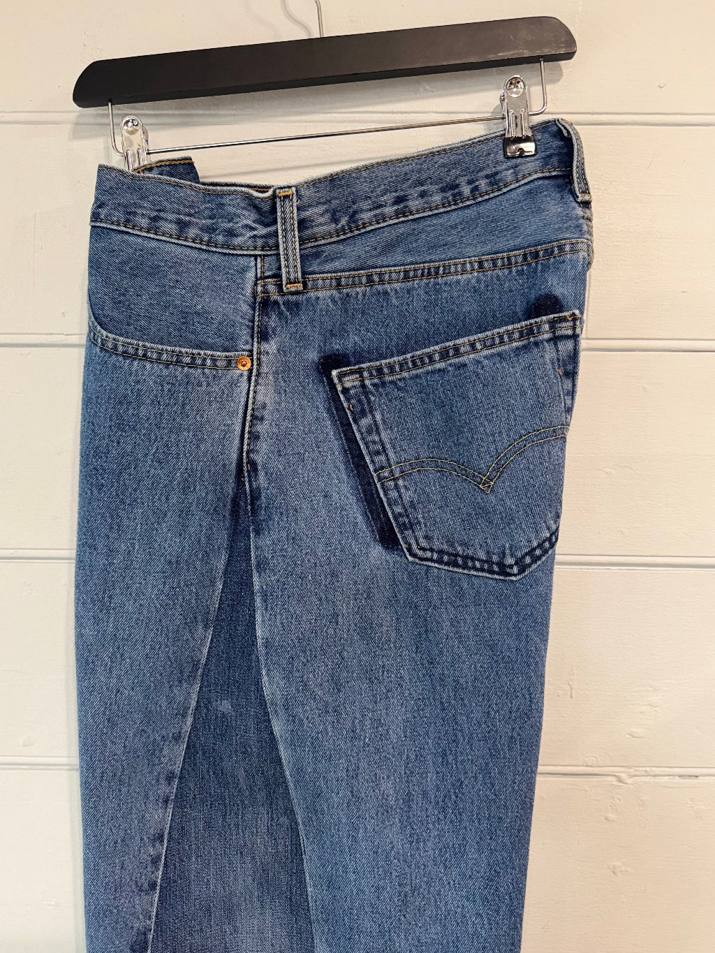 Angel Mid Wash Barrel Jean